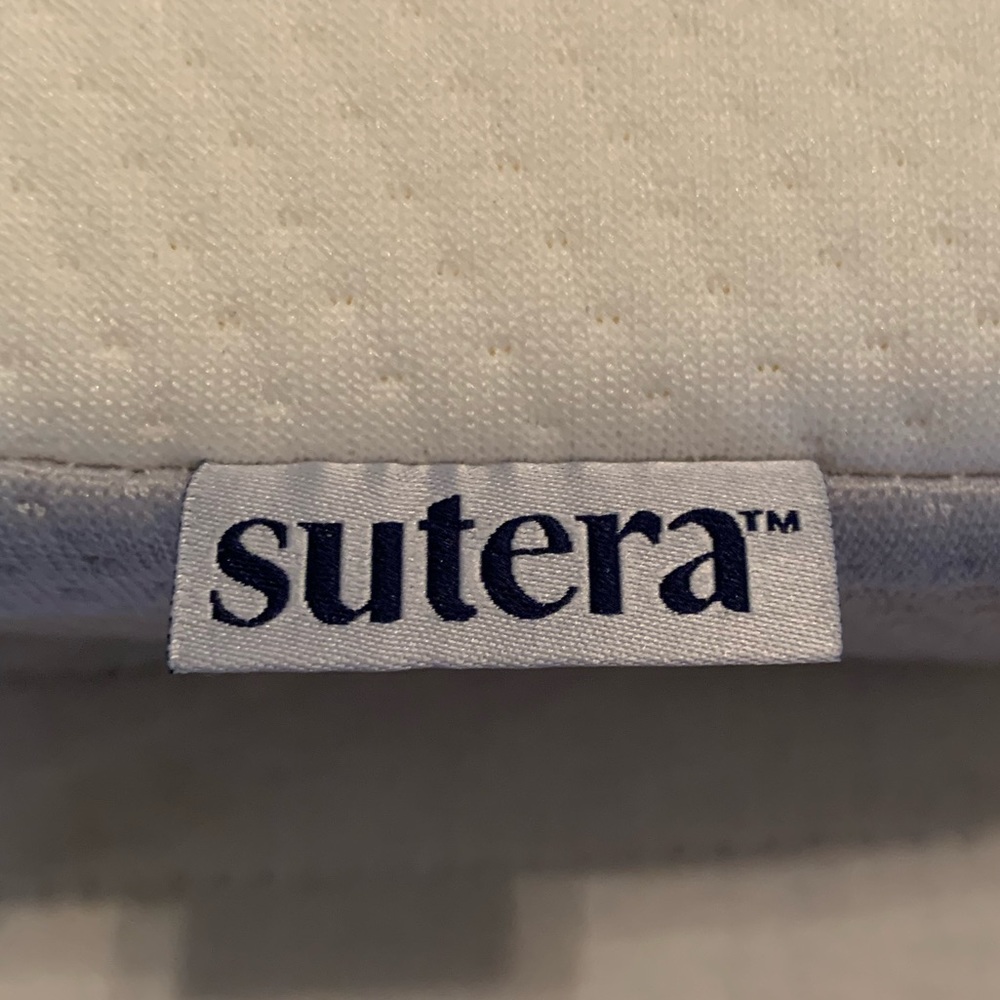 Sutera  pillow